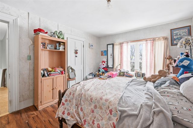 495 E JAMESTOWN State Highway, Greenville, PA 16125