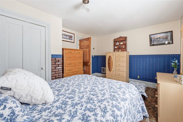 495 E JAMESTOWN State Highway, Greenville, PA 16125