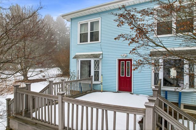 495 E JAMESTOWN State Highway, Greenville, PA 16125