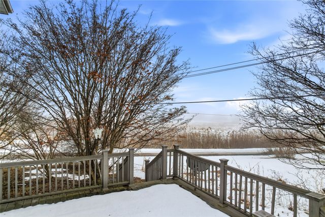 495 E JAMESTOWN State Highway, Greenville, PA 16125