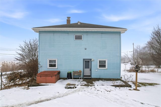 495 E JAMESTOWN State Highway, Greenville, PA 16125