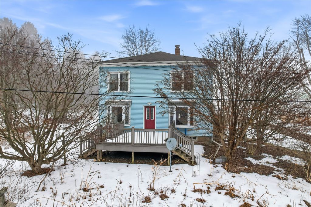 495 E JAMESTOWN State Highway, Greenville, PA 16125