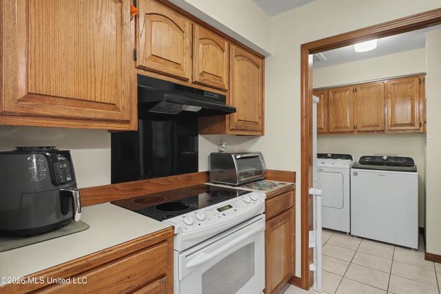 2382 Park Place Drive, Gulfport, MS 39507