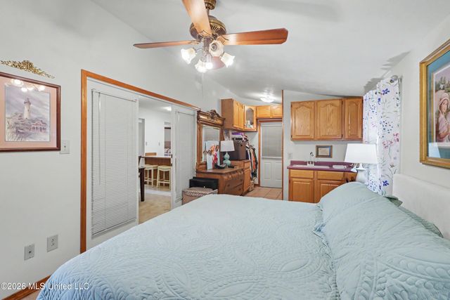 2382 Park Place Drive, Gulfport, MS 39507