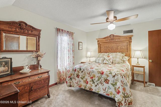 2382 Park Place Drive, Gulfport, MS 39507