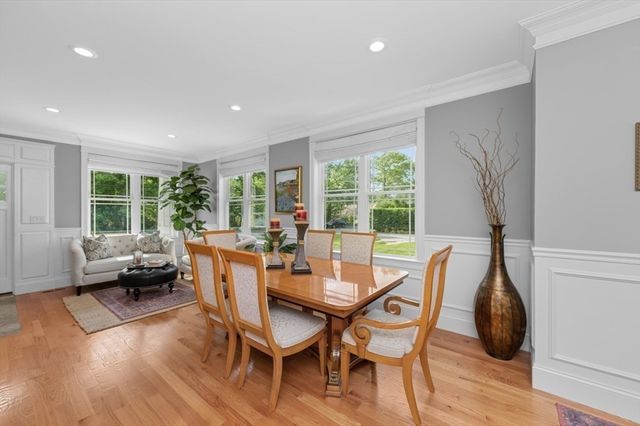 456 Chestnut St, Needham, MA 02492