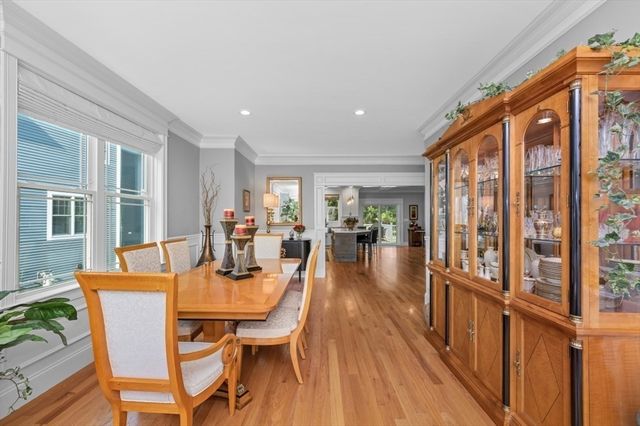 456 Chestnut St, Needham, MA 02492