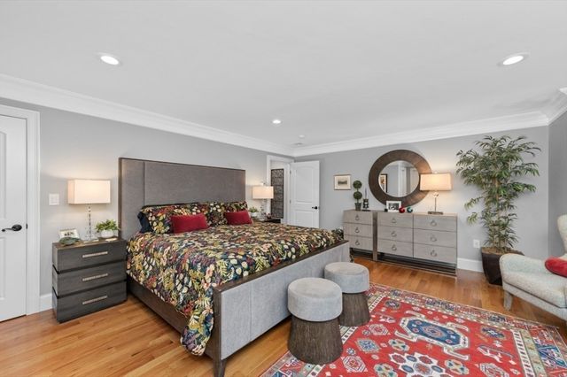 456 Chestnut St, Needham, MA 02492