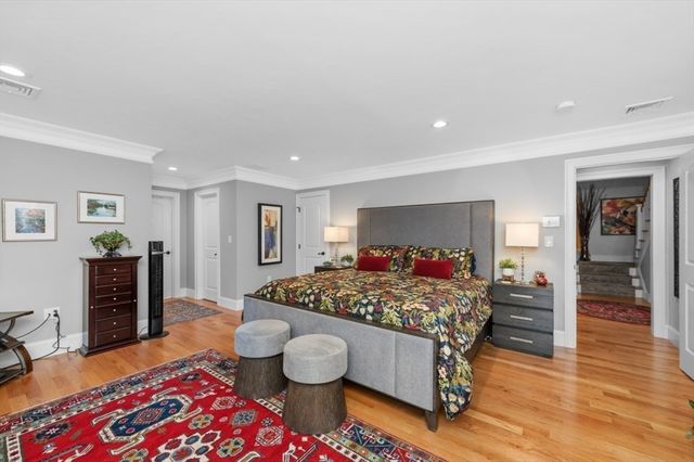 456 Chestnut St, Needham, MA 02492