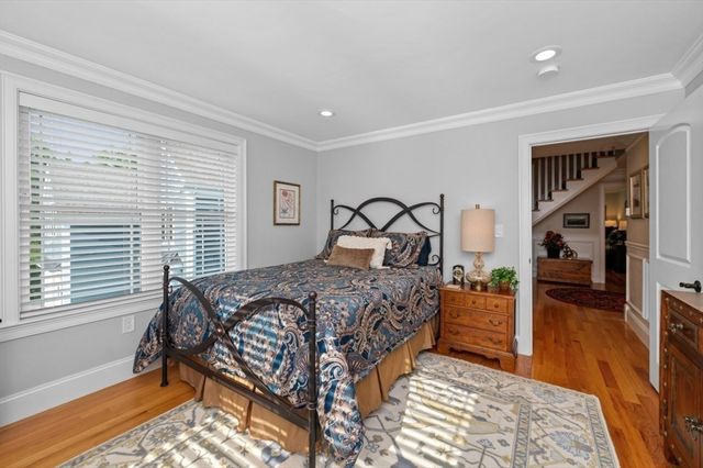 456 Chestnut St, Needham, MA 02492