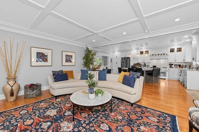 456 Chestnut St, Needham, MA 02492