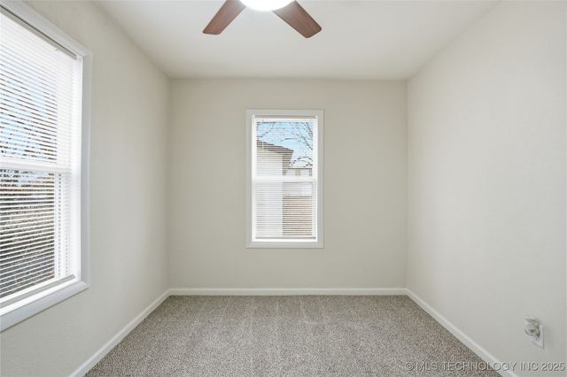 212 S Ash Street, Catoosa, OK 74015