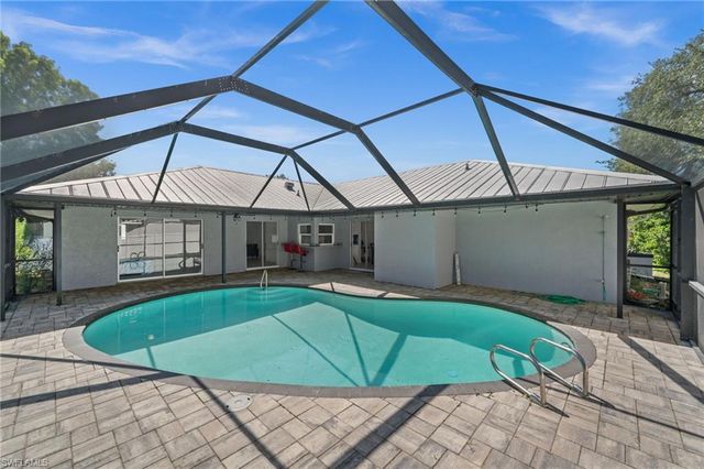 6060 Macbeth LN, Fort Myers, FL 33908