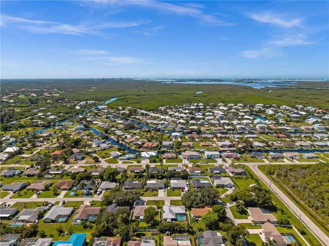 6060 Macbeth LN, Fort Myers, FL 33908