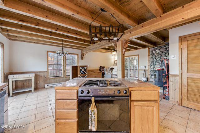 21565 Dortort Drive, Reno, NV 89521