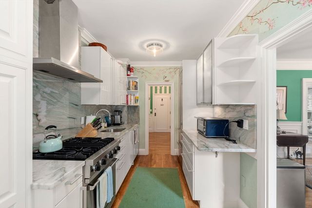 50 Commonwealth Avenue 204, Boston, MA 02116