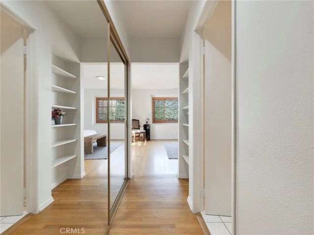 18915 Liggett, Northridge, CA 91324