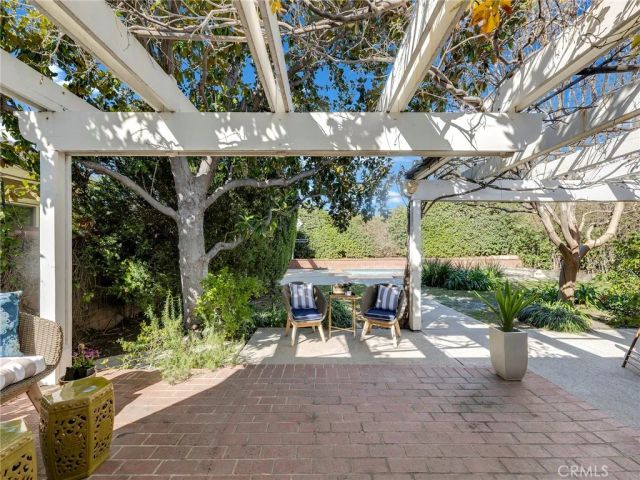 18915 Liggett, Northridge, CA 91324