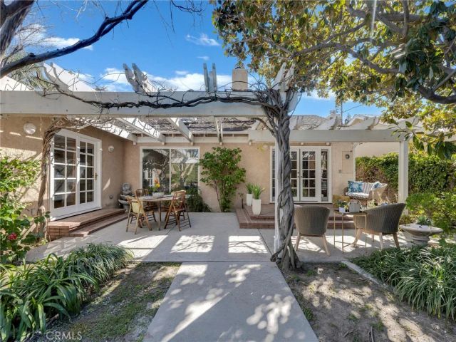 18915 Liggett, Northridge, CA 91324