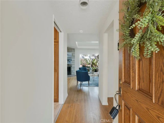 18915 Liggett, Northridge, CA 91324