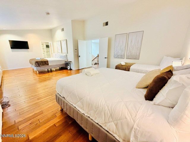 858 Lighthouse Court, Reno, NV 89511