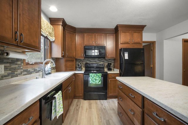 1336 Park AVENUE, South Milwaukee, WI 53172