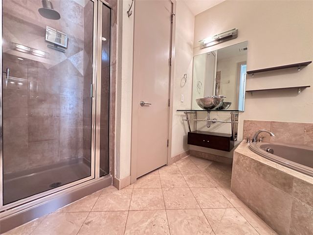 732 Cannen John Lane, Dallas, TX 75204