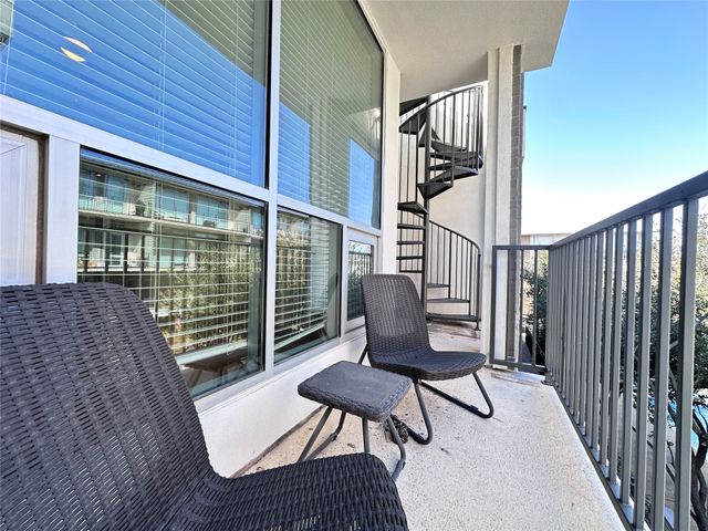 732 Cannen John Lane, Dallas, TX 75204