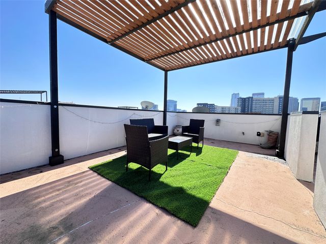 732 Cannen John Lane, Dallas, TX 75204