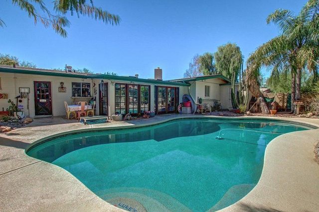 2218 E Cactus Wren Drive, Phoenix, AZ 85020