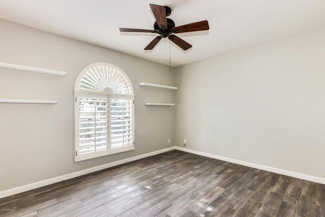 2218 E Cactus Wren Drive, Phoenix, AZ 85020