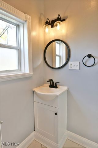 632 Mercer Avenue NE, Warren, OH 44483