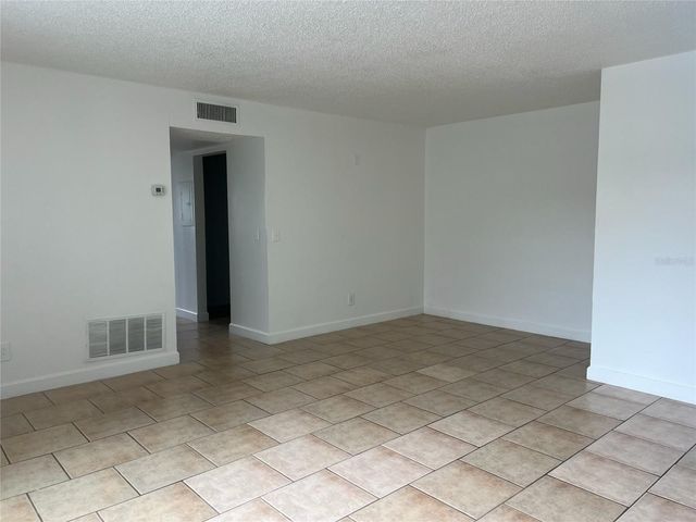 8701 4TH STREET N 105, St Petersburg, FL 33702