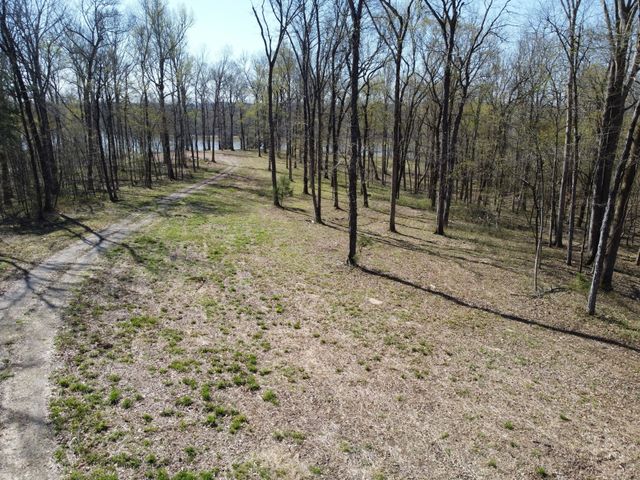 6 Island View Dr, Bath Springs, TN 38311