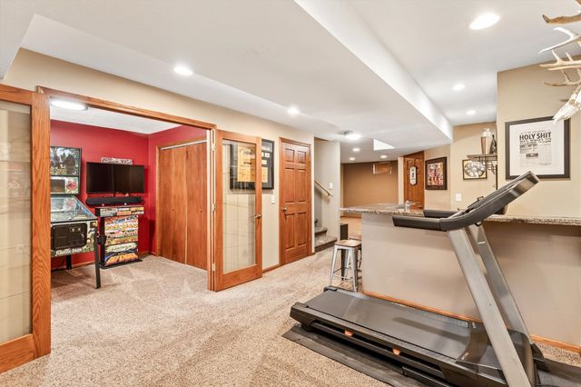 4604 Sawyers Drive, Des Moines, IA 50310