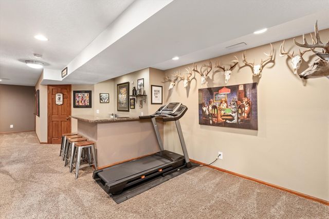 4604 Sawyers Drive, Des Moines, IA 50310