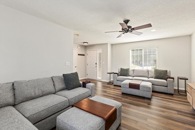 4604 Sawyers Drive, Des Moines, IA 50310
