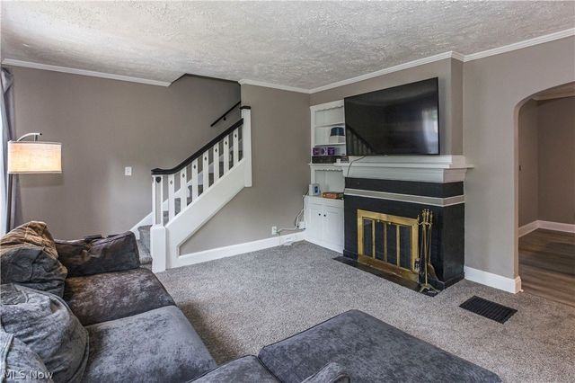 457 S Firestone Boulevard, Akron, OH 44301