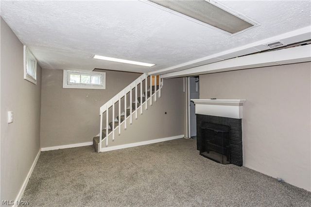 457 S Firestone Boulevard, Akron, OH 44301
