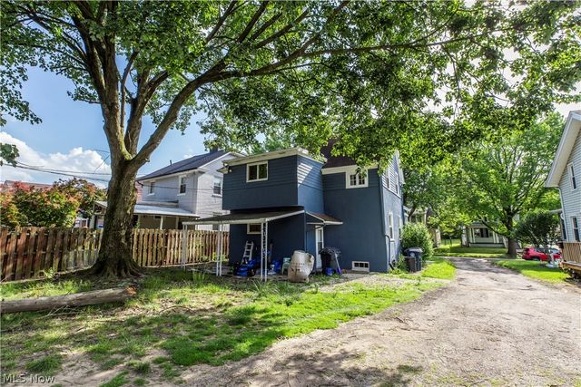 457 S Firestone Boulevard, Akron, OH 44301