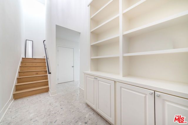 1730 Sawtelle Boulevard 111, Los Angeles, CA 90025