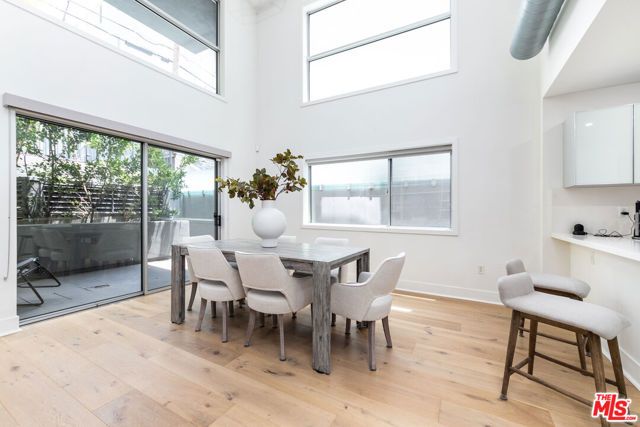 1730 Sawtelle Boulevard 111, Los Angeles, CA 90025