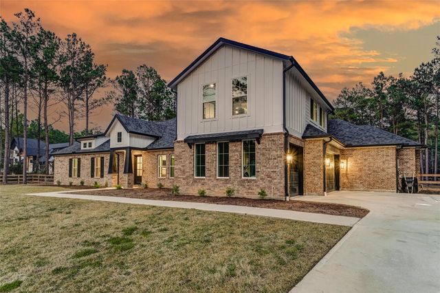 15640 Forest Grove Drive, Willis, TX 77378