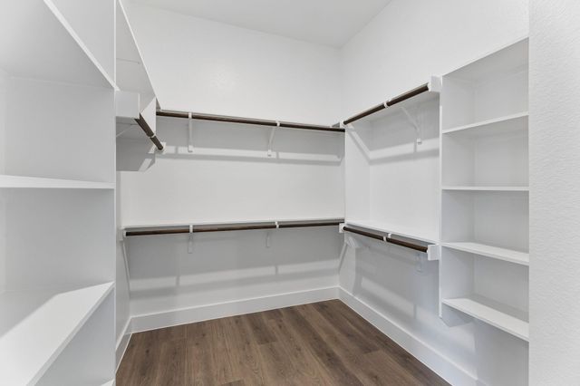 118 Heleakala DR, Bastrop, TX 78602