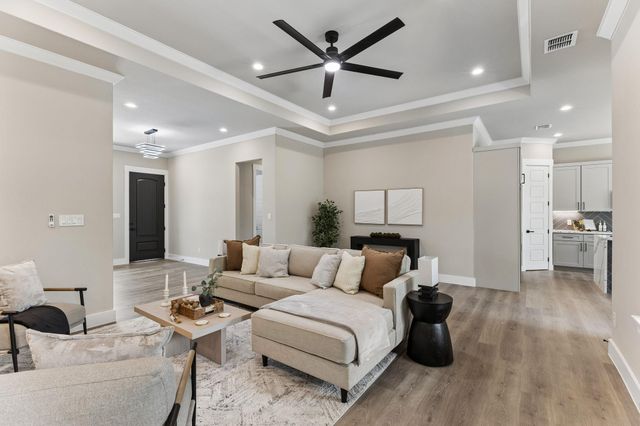 118 Heleakala DR, Bastrop, TX 78602