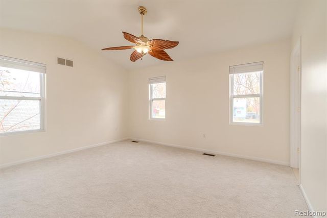 27365 Park Court, Madison Heights, MI 48071