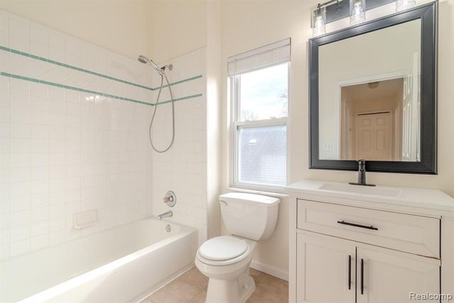 27365 Park Court, Madison Heights, MI 48071