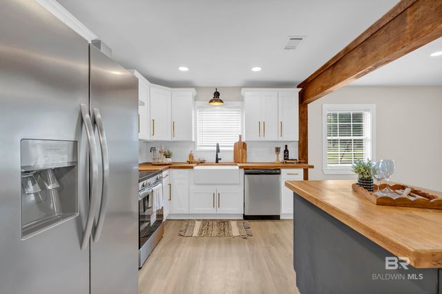 7662 Wilmer Georgetown Road, Wilmer, AL 36587