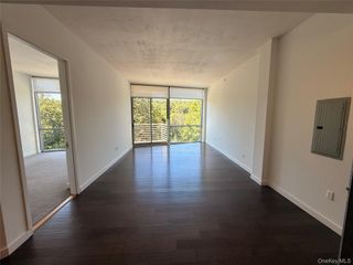 250 S Central Park Avenue 4D, Hartsdale, NY 10530