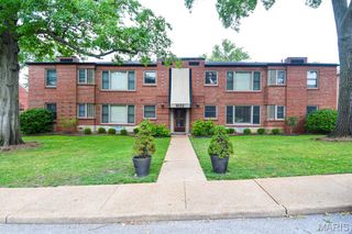 8111 Roxburgh Drive 1SE, St Louis, MO 63105